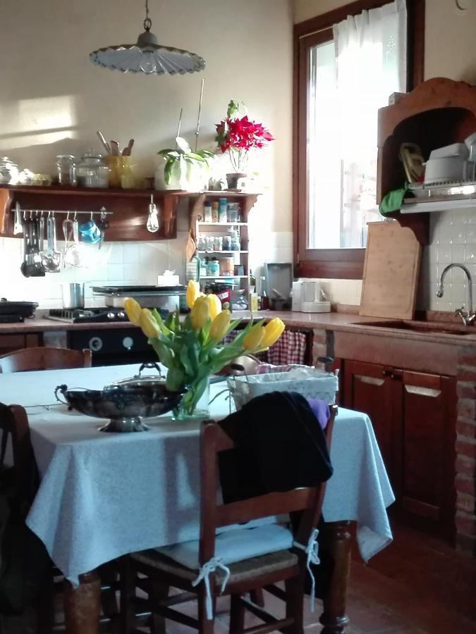 La Porta Accanto B&B San Vito di Leguzzano Bagian luar foto